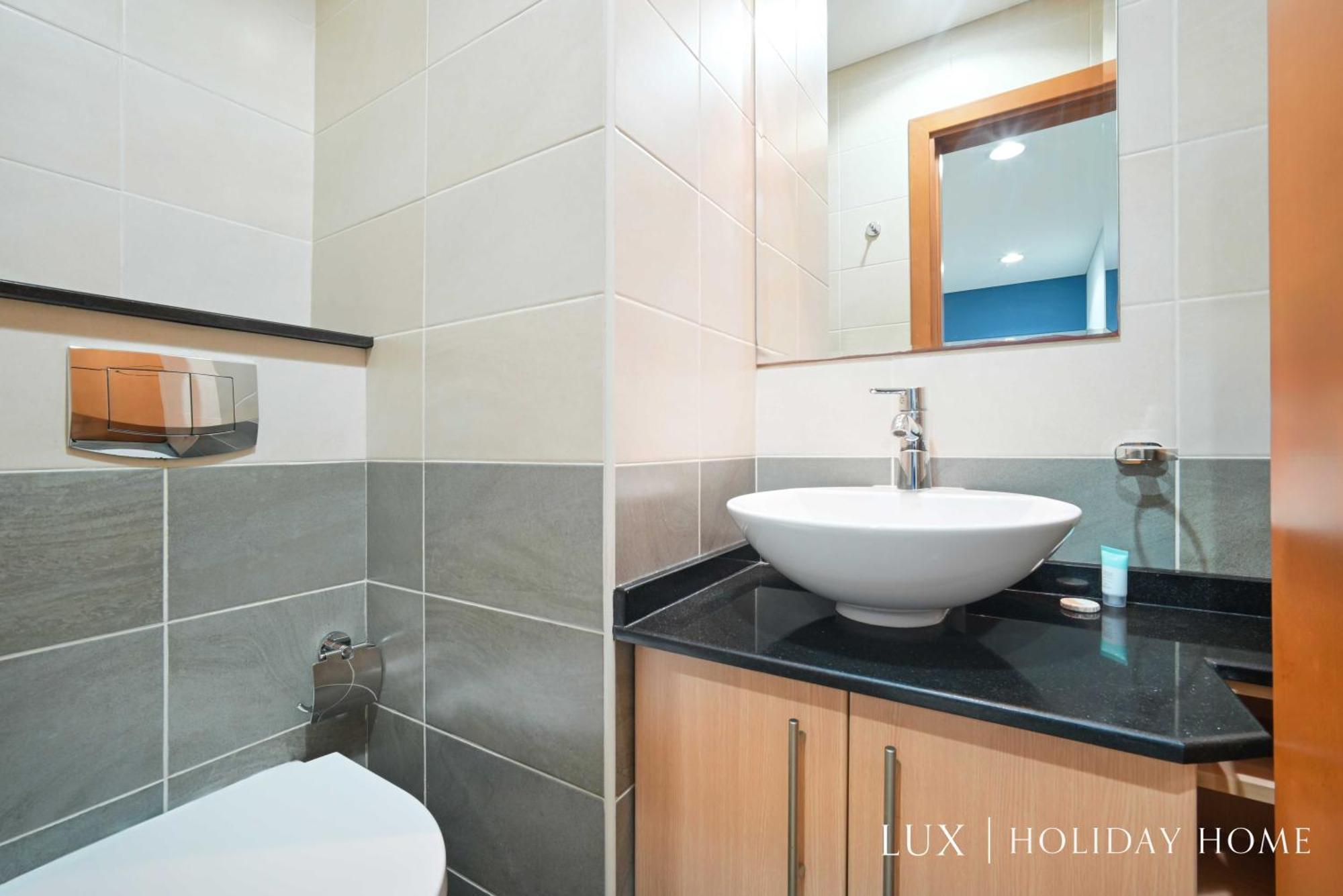 Lux The Marina Ocean View Suite 1 두바이 외부 사진